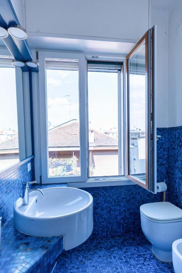 Milan Flat 5 Min From Duomo With Park For Small Cars Exterior foto
